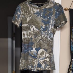 Karen Kane Blue and Green Floral Short Sleeve Top